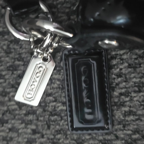 Coach Poppy Liquid Gloss GroovyBlack Small Tote - Picture 3 of 15